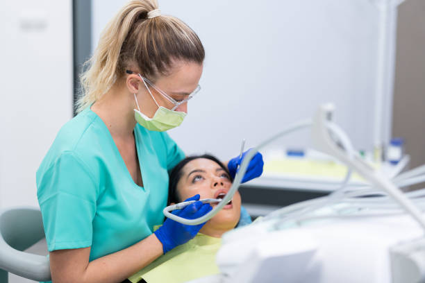 Best Emergency Dental Extractions in Niagara, WI